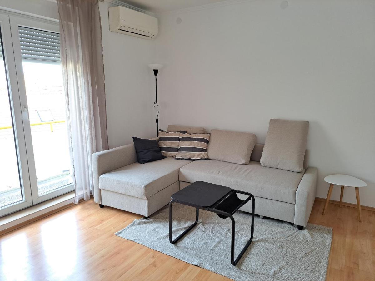 Charming Celje City Center Apartment Luaran gambar