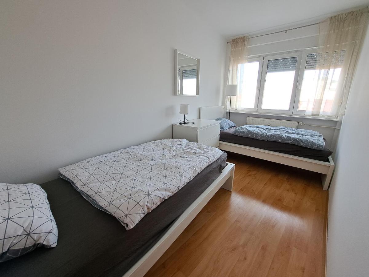 Charming Celje City Center Apartment Luaran gambar
